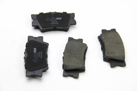 Гальмівні колодки зад. дискові Camry/Rav 4 05-