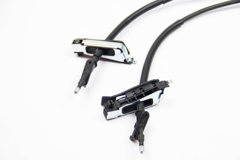 Трос ручного гальма зад. Focus 98- (барабан) (1483/1320x2)