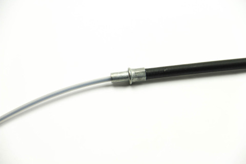 Трос ручного гальма зад. Octavia 96- Л=Пр. (барабан) (1620/944) Трос ручного гальма зад. Octavia 96- Л=Пр. (барабан) (1620/944)