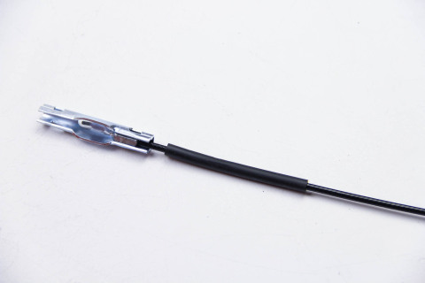 Трос ручного гальма середній Trafic/Vivaro 01- (1190) Трос ручного гальма середній Trafic/Vivaro 01- (1190)