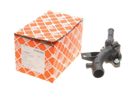 Фланец системы охлаждения Opel Astra J/Astra K 1.4 09-15