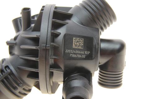 Корпус термостата BMW X3 (F25)/X4 (F26) 3.0 10-18 N55