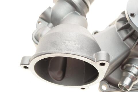 Помпа води BMW 7 (E65/E66/E67) 735i,Li/745i,Li/760i/760i,Li 01-09 N62/N73
