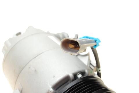 Компресор кондиціонера Opel Astra 1.6/1.8 16V 98-05 Компресор кондиціонера Opel Astra 1.6/1.8 16V 98-05