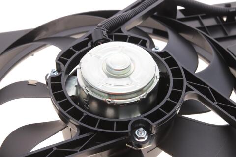 Вентилятори радіатора Skoda Octavia I 94-15 (з дифузором)