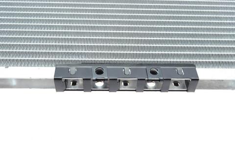 Радіатор охолодження Daewoo Nubira 1.6/2.0 97-