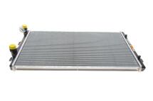 Радіатор охолодження VW Caddy III 1.9TDI BJB (+/- AC) (650x405x26)