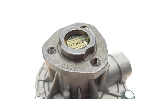 Помпа води Audi A4/A6/VW Passat 1.6/1.8 T 95-00 Помпа води Audi A4/A6/VW Passat 1.6/1.8 T 95-00