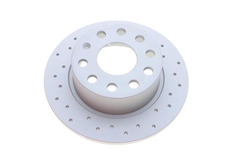 Диск гальмівний (задній) Skoda Octavia III 17- (253x10) (з покриттям) (повний) (з отворами) Диск гальмівний (задній) Skoda Octavia III 17- (253x10) (з покриттям) (повний) (з отворами)