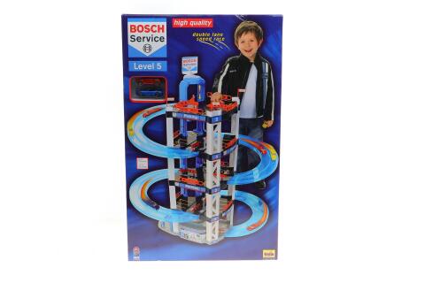 Игрушечный 5-уровневый паркинг Klein Bosch Carpark 5 Levels Игрушечный 5-уровневый паркинг Klein Bosch Carpark 5 Levels