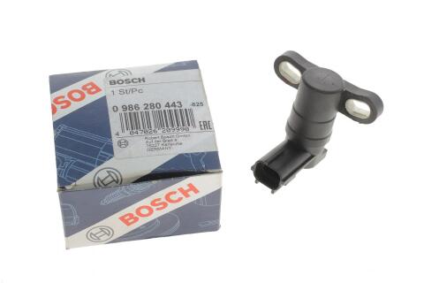 Датчик положення колінвалу Ford Galaxy/Mondeo/Volvo C30/S40/S80/V50/V70 1.8-2.5D 95- Датчик положення колінвалу Ford Galaxy/Mondeo/Volvo C30/S40/S80/V50/V70 1.8-2.5D 95-