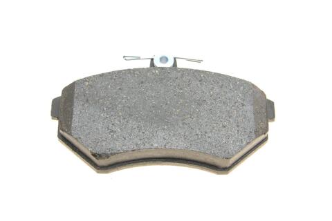 Колодки гальмівні (передні) Audi A4 95-01/VW Golf III/IV -02/Caddy II -04/Vento -98 (Lucas) Q+