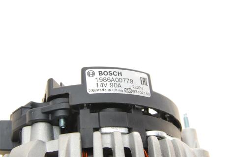 Генератор Audi A2/A3/Skoda Fabia/Octavia/VW Caddy/Golf 1.9TDI /MB Vito 1,4-3,2 96- (14V/90A)