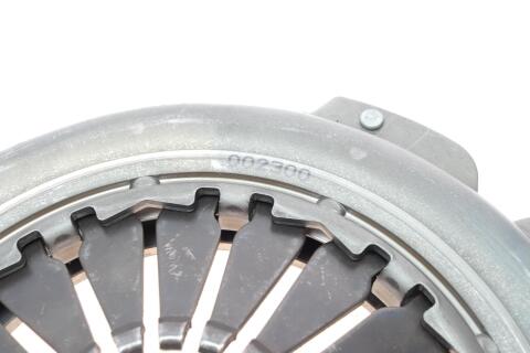 Комплект зчеплення Suzuki Grand Vitara 2.0 05-15 (d=230mm)