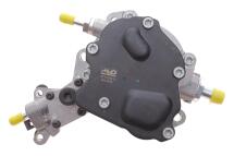 Насос тандемний (вакуумно-паливний) VW Caddy III 1.9/2.0 TDI 04-10 Насос тандемний (вакуумно-паливний) VW Caddy III 1.9/2.0 TDI 04-10