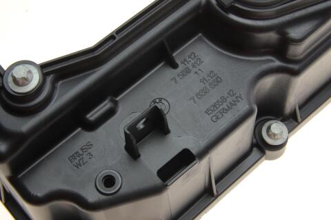 Кришка клапанів BMW 3 (F30/F35)/4 (F32)/5 (F10)/X5 (F15/F85) 09- N20 B20 Кришка клапанів BMW 3 (F30/F35)/4 (F32)/5 (F10)/X5 (F15/F85) 09- N20 B20