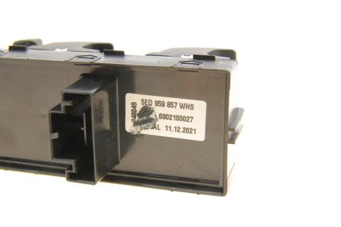 Кнопка склопідйомника (L) Skoda Octavia 1.0-2.0 TDI 12-20 (блок) (OE VAG) Кнопка склопідйомника (L) Skoda Octavia 1.0-2.0 TDI 12-20 (блок) (OE VAG)