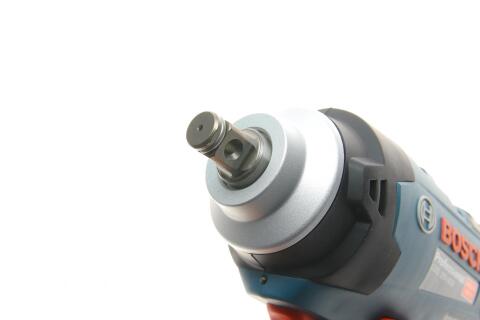 Гайковерт акумуляторний 1/2" 400 Нм 18V 5Ah (2 АКБ і заряд. пристрій) Гайковерт акумуляторний 1/2" 400 Нм 18V 5Ah (2 АКБ і заряд. пристрій)