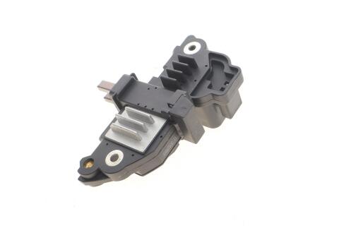 Реле генератора Mitsubishi Carisma 1.6/1.8 95-06