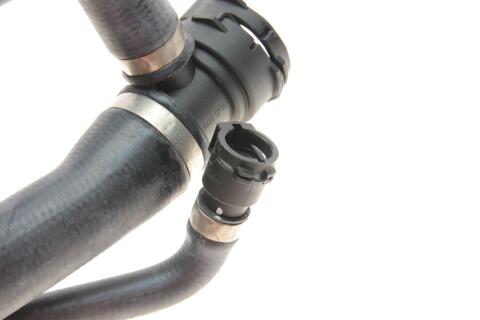 Патрубок радіатора (верхній) BMW 5 (E60/E61)/6 (E63/E64) 4.4 03-10 N62 (к-кт в зборі)