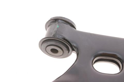 Важіль підвіски (передній) (R) Ford Fiesta/Fusion/Mazda 2 01-12