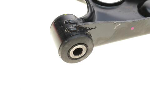 Важіль підвіски (передній/знизу) (R) Hyundai Elantra 16-