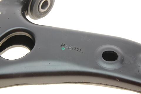 Важіль підвіски (передній/знизу) (L) Mazda 3 13-