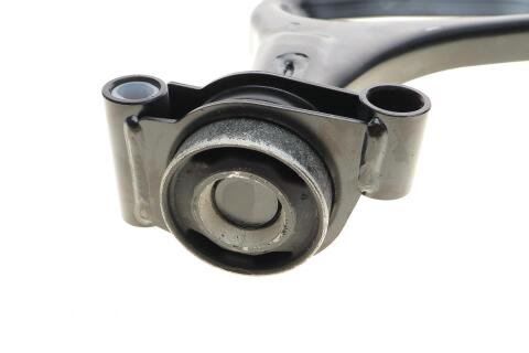 Важіль підвіски (передній/знизу) (R) MB Vito (W447) 14-