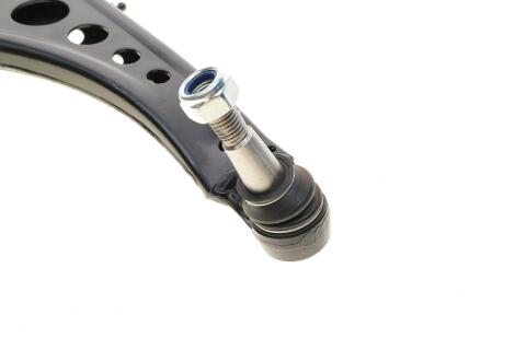 Важіль підвіски (передній/знизу) (R) Opel Insignia 17-