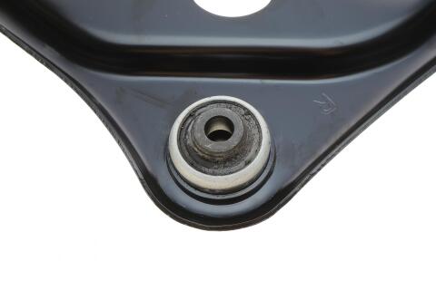 Важіль підвіски (передній/знизу) (R) Citroen C3 09-/Peugeot 207 06- (з кульовою) Важіль підвіски (передній/знизу) (R) Citroen C3 09-/Peugeot 207 06- (з кульовою)