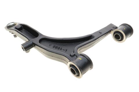 Важіль підвіски (передній/знизу) (L) Renault Master II/Opel Movano 98-/Nissan Interstar 02- (з кульовою) Важіль підвіски (передній/знизу) (L) Renault Master II/Opel Movano 98-/Nissan Interstar 02- (з кульовою)