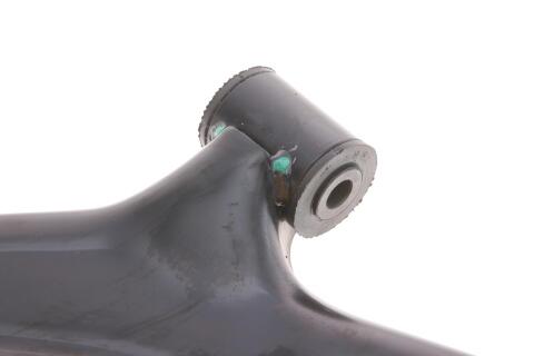 Важіль підвіски (передній) (L) Renault Clio III/Modus 04-