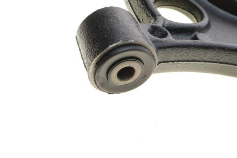 Важіль підвіски (передній/знизу) (R) Renault Master 2.3 dCi 11-