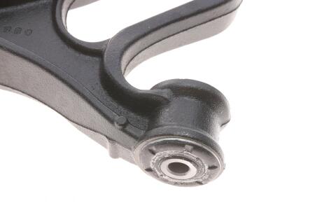 Важіль підвіски (передній/знизу) (R) Audi Q7/Porsche Cayenne/VW Touareg 02-15