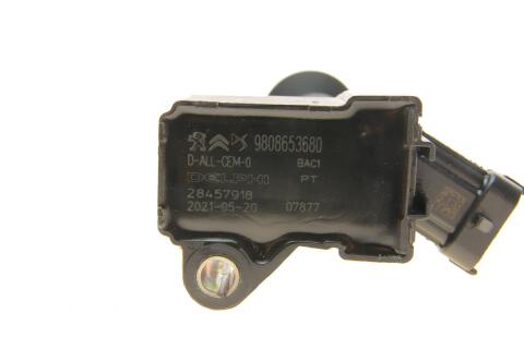 Катушка запалення Citroen C3 Aircross/C4 Cactus/Peugeot 2008/3008 1.2THP 16- Катушка запалення Citroen C3 Aircross/C4 Cactus/Peugeot 2008/3008 1.2THP 16-