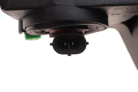 Фара протитуманна VW Tiguan 16- (R) Фара протитуманна VW Tiguan 16- (R)