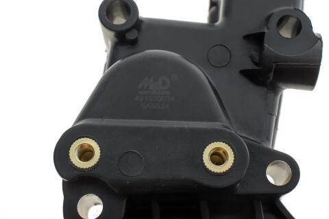 Корпус термостата Citroen Berlingo/Peugeot Partner 1.1-1.6i 96-(+ датчик)
