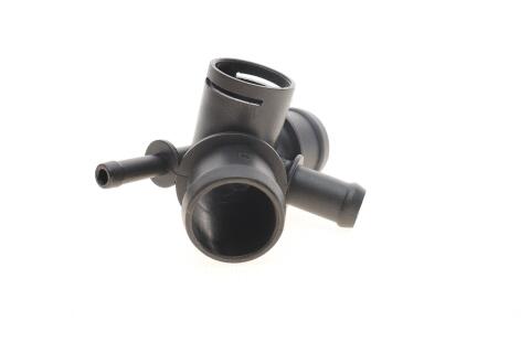 Фланець системи охолодження VW Bora/ Golf IV 98 05 Фланець системи охолодження VW Bora/ Golf IV 98 05