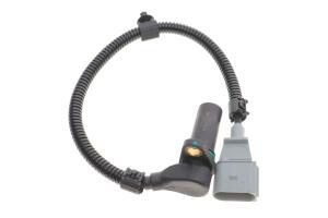 Датчик положення колінвалу VW T5 2.5TDI 03-09