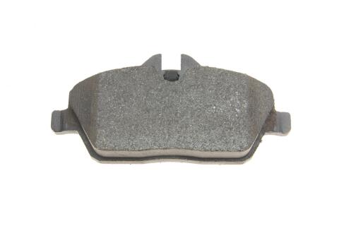 Колодки тормозные (передние) BMW 1 (E81/E82/E87/E88) 04-13/2 (F45) 14-18 Колодки тормозные (передние) BMW 1 (E81/E82/E87/E88) 04-13/2 (F45) 14-18