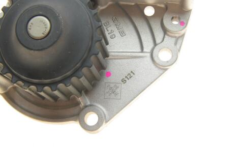 Насос воды Land Rover 1.8 98-06/Rover 100/200/400 1.4/1.6 90-00