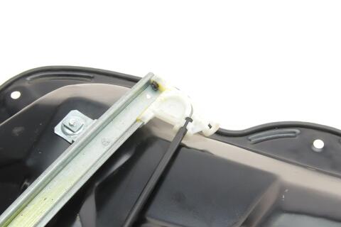 Стеклоподъемник (передний) VW Passat 05-10 (L) (электро) (без моторчика)(с пластиной)