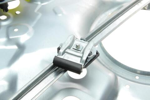 Склопідіймач (передній) VW Tiguan 08-18 (L) (електро) (без моторчика) (з пластиною)