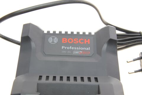 Шлифмашина аккумуляторная (угловая) GWS 180-LI (700W) 11000 об/мин/125mm (+ АКБ)