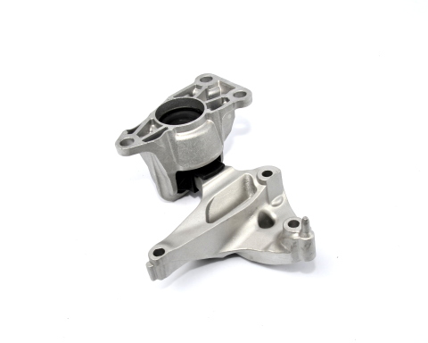 Подушка двигуна Renault Megane III / Renault Scenic III / Renault Fluence 1.5dCi (передня права з кронштейном) Подушка двигуна Renault Megane III / Renault Scenic III / Renault Fluence 1.5dCi (передня права з кронштейном)