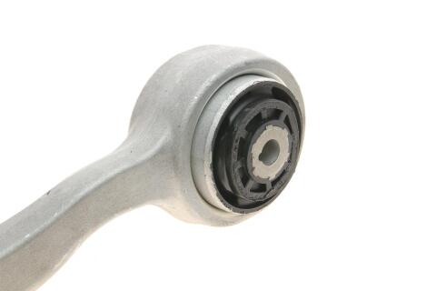 Важіль підвіски (передній/спереду/знизу) (L) MB C-class (W205) 13- Важіль підвіски (передній/спереду/знизу) (L) MB C-class (W205) 13-