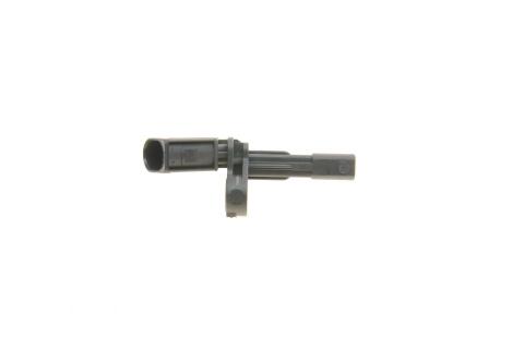 Датчик ABS (задній) Audi A3/Q3/TT/Skoda Octavia/SuperB/VW Golf/Jetta/Passat/Touran 1.2-3.6 03- (R)