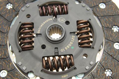 Комплект зчеплення Opel Astra H 1.6 04-10 (d=210mm)