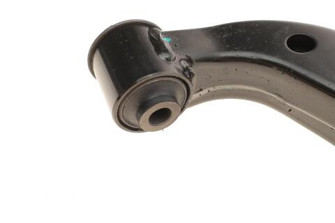 Важіль підвіски (передній/знизу) (L) Hyundai Tucson/Kia Sportage 04- Важіль підвіски (передній/знизу) (L) Hyundai Tucson/Kia Sportage 04-