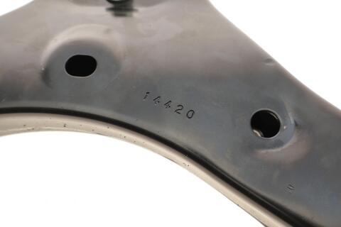 Важіль підвіски (передній/знизу) (L) Hyundai Tucson/Kia Sportage 04- Важіль підвіски (передній/знизу) (L) Hyundai Tucson/Kia Sportage 04-